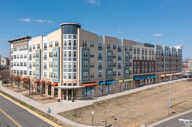 Photo - 2700 Neabsco Common Pl