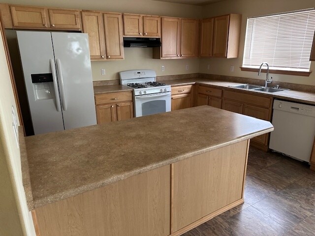 Photo - 6907 Desperado Dr SE Casa