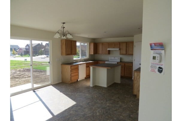 Photo - Spacious 3 Bed, 2 1/2 Bath in Berthoud