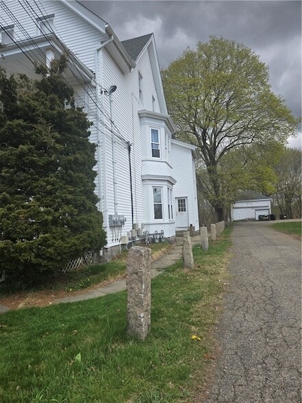 Photo - 35 Pleasant St