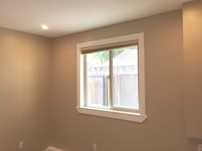 Photo - 841 Seale Ave