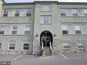 Building Photo - 138 E Antietam St Unit 108