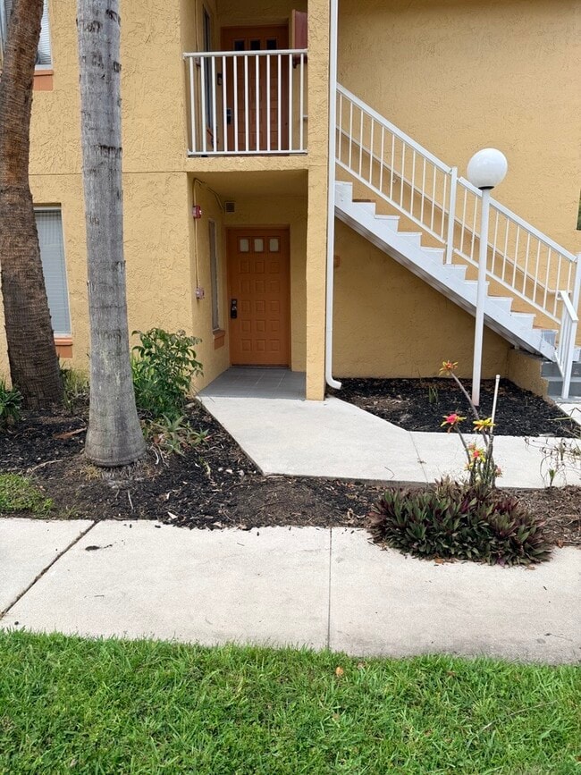 Building Photo - 998 Coral Club Dr Unit 998
