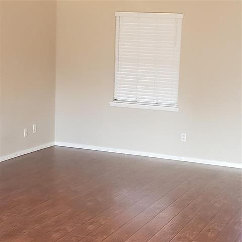 Photo - 504 Scarlet Oak Dr