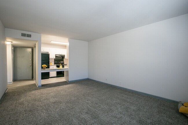 Photo - Covenant Crossing