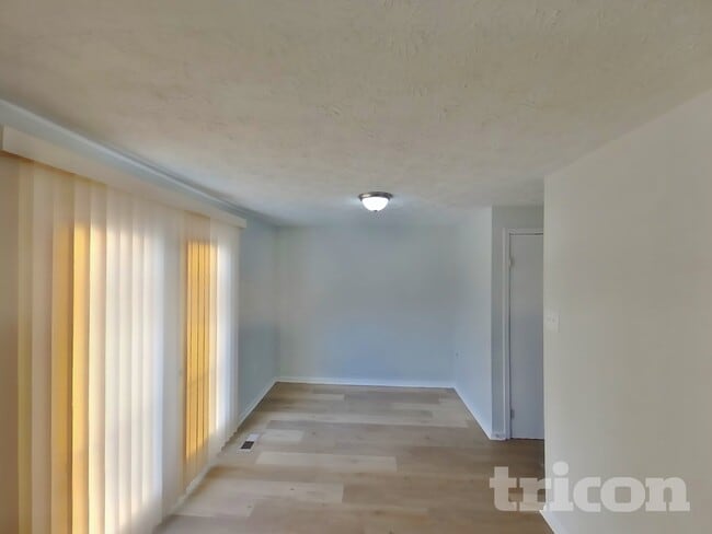 Photo - 35 Greenleaf Rd