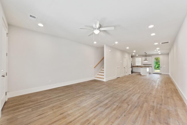 Photo - 503 N Walnut St