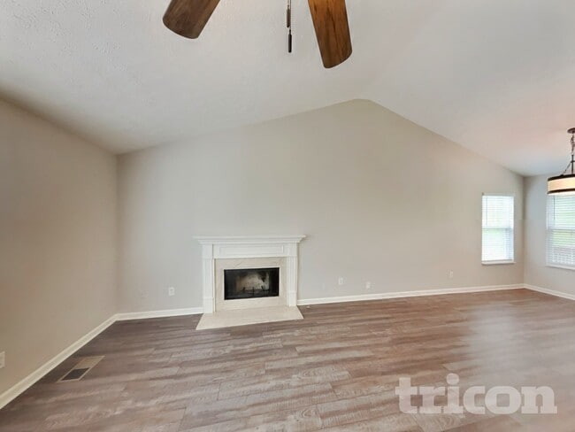 Photo - 154 Braxton Park Ln