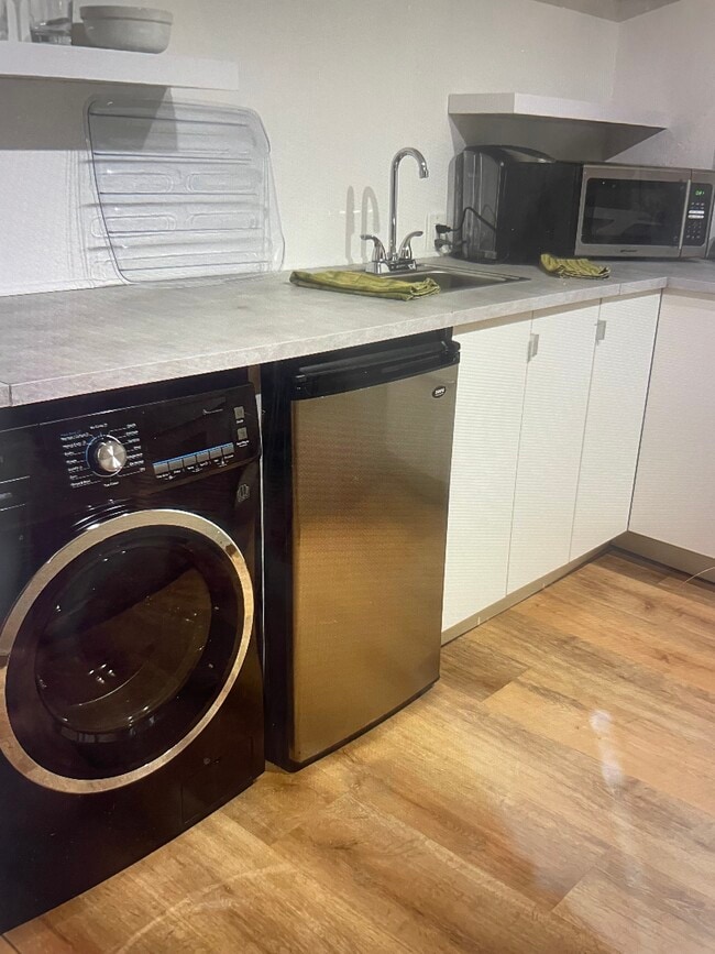 Photo - 53 E I St Unit B