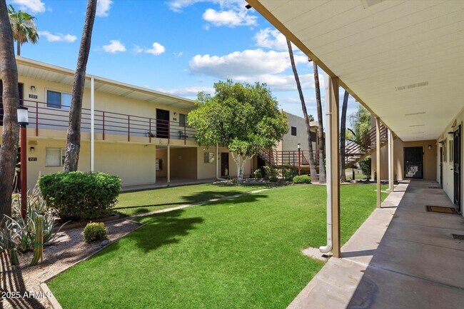 Photo - 4630 N 68th St Unit 209