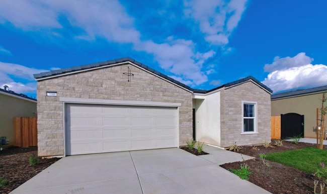 Photo - Beautifully Built Home 3BR 2BA!