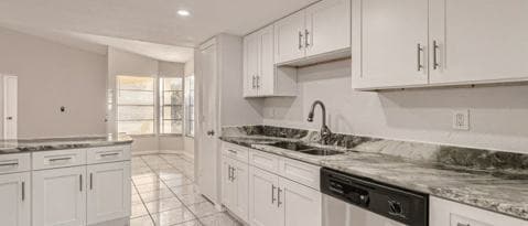 Photo - 1483 Godfrey Ave