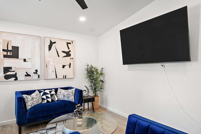 Photo - 5148 N 22nd Ave Unidad ID1244330P