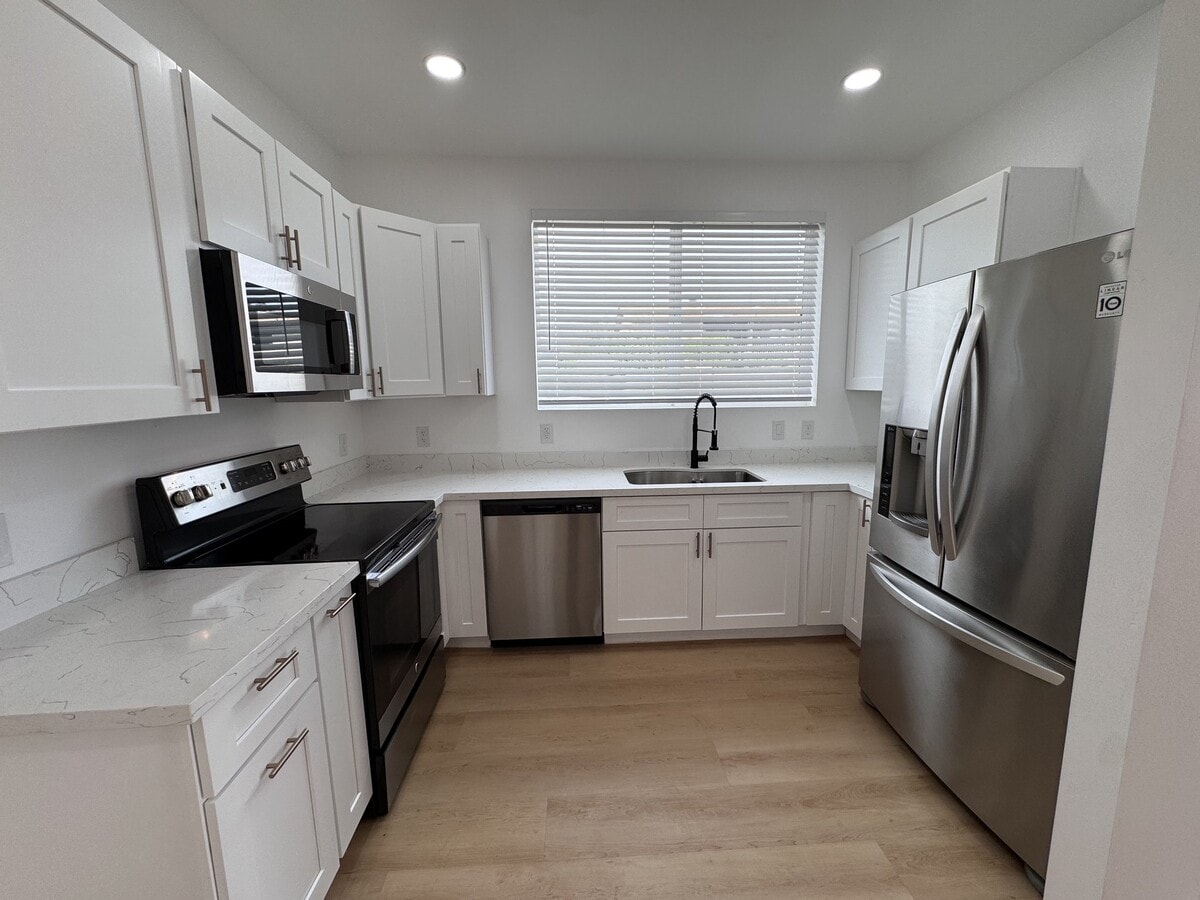 Photo - 9608 N 11th Ave