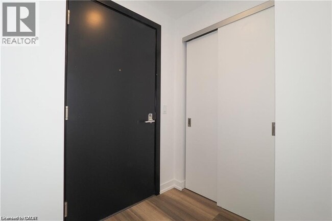 Photo - 15 Wellington St S Unit 1110