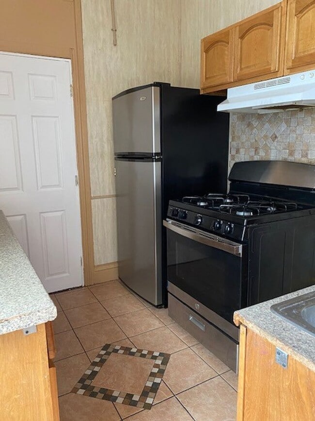 Photo - 3 BEDROOM HOUSE FOR RENT