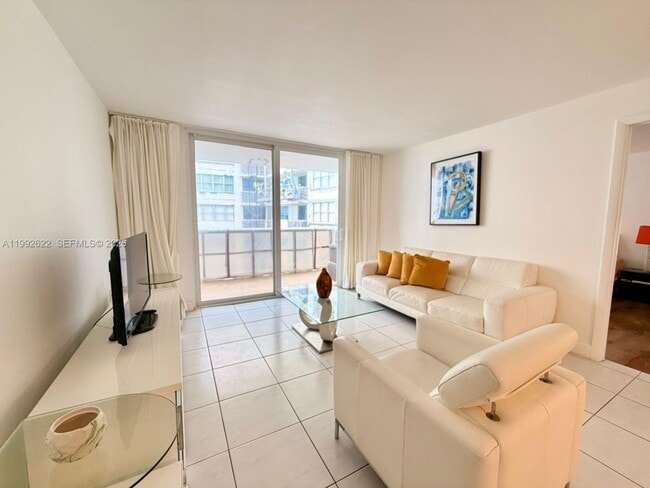 6039 Collins Ave Unit 1506