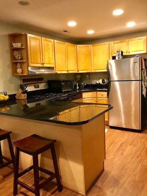 Photo - 3216 N Racine Ave