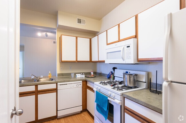 3BR 2BA - 1,221 SF