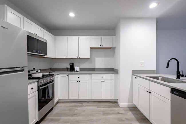 Photo - 62 S Main St Unit 8