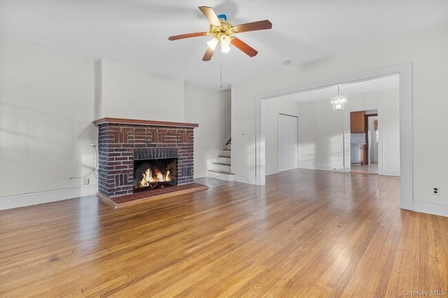 Photo - 247 Roberts Ave