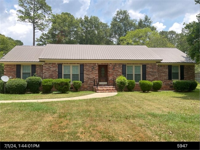 Front Ext - 2104 Beattie Rd