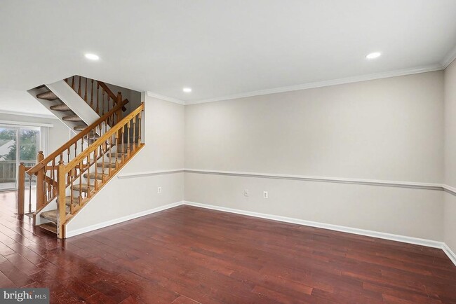 Photo - 2003 Paddle Boat Ln