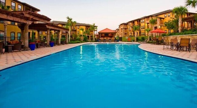 Photo - 7601 Gateway Blvd Unit c2