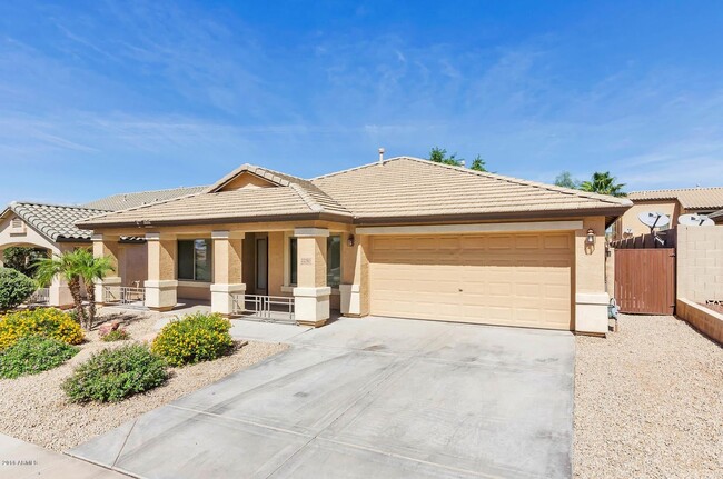 Photo - Gorgeous 4 Bed Single Level Norterra Home