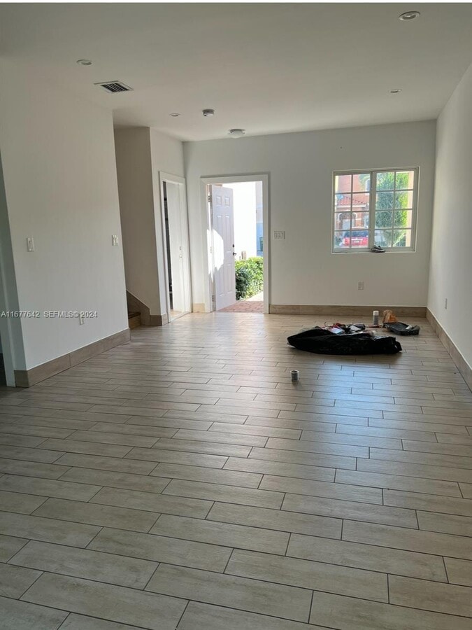 Photo - 1258 NE 5th St