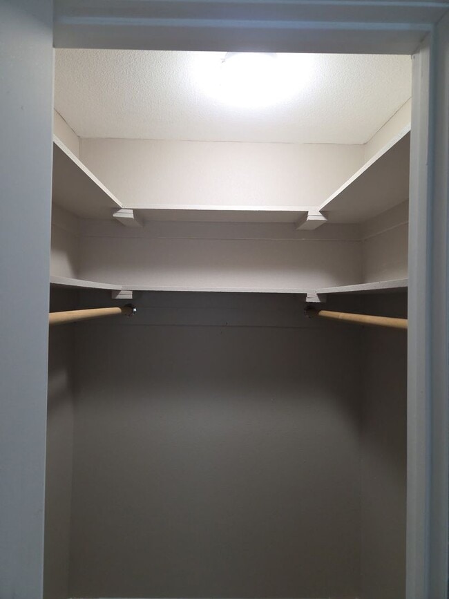 Photo - Hammond-4plex Unit Hammond-2753