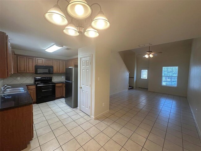 Photo - 1408 Bergin Ct