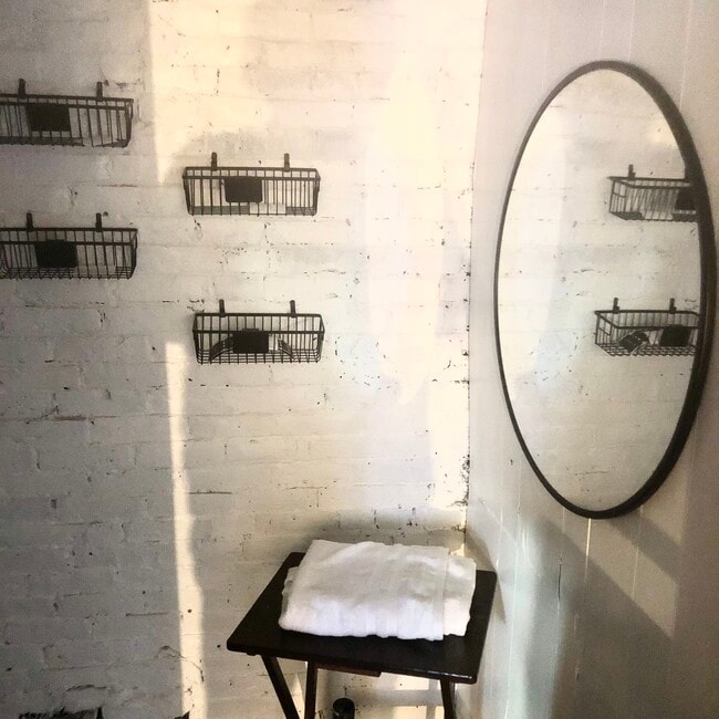 Photo - 100 College St Unit 1