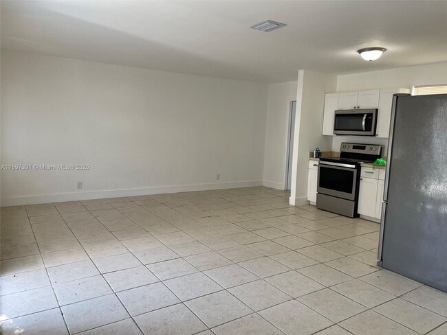 Photo - 1842 Madison St Unidad 1