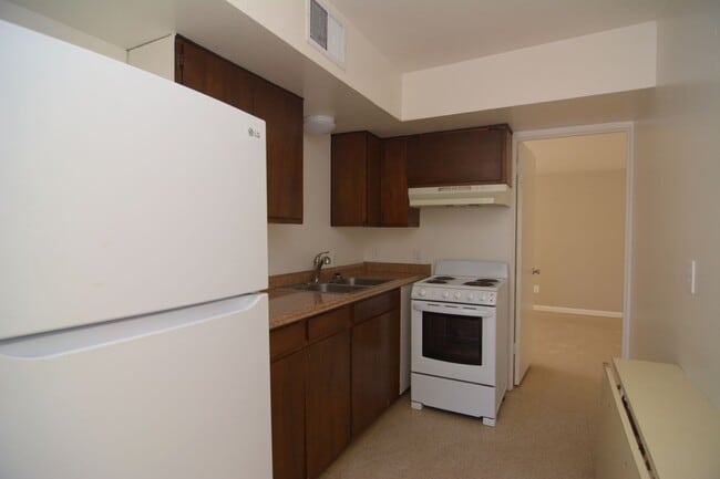 Photo - Charming 1 Bedroom 1 Bath Duplex! Great Ce...