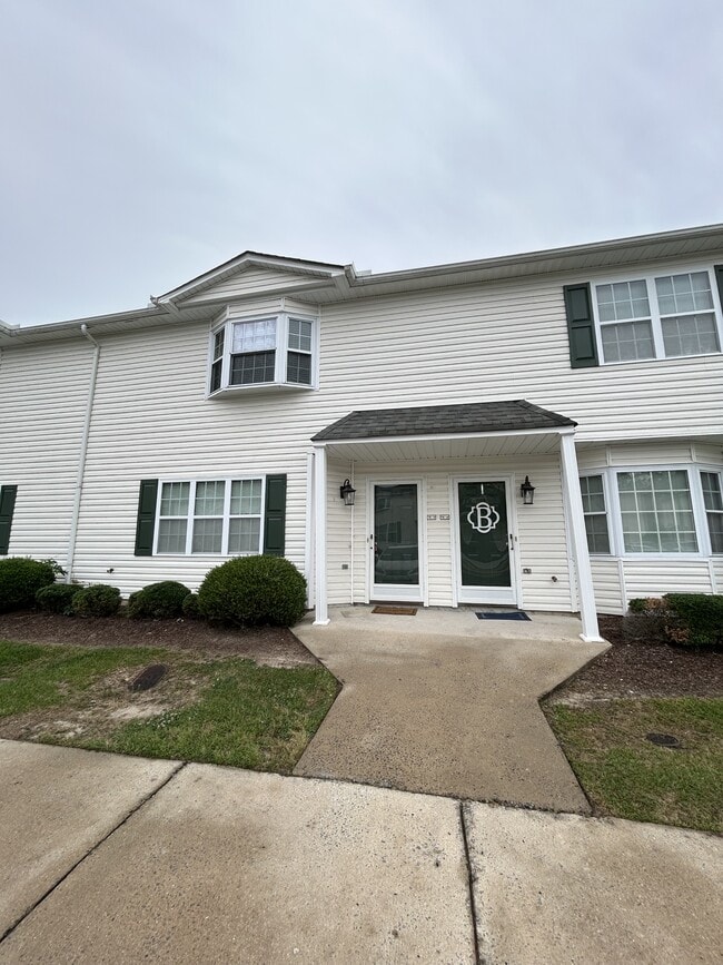 Building Photo - 1222-12W3 Cross Creek Cir Rental