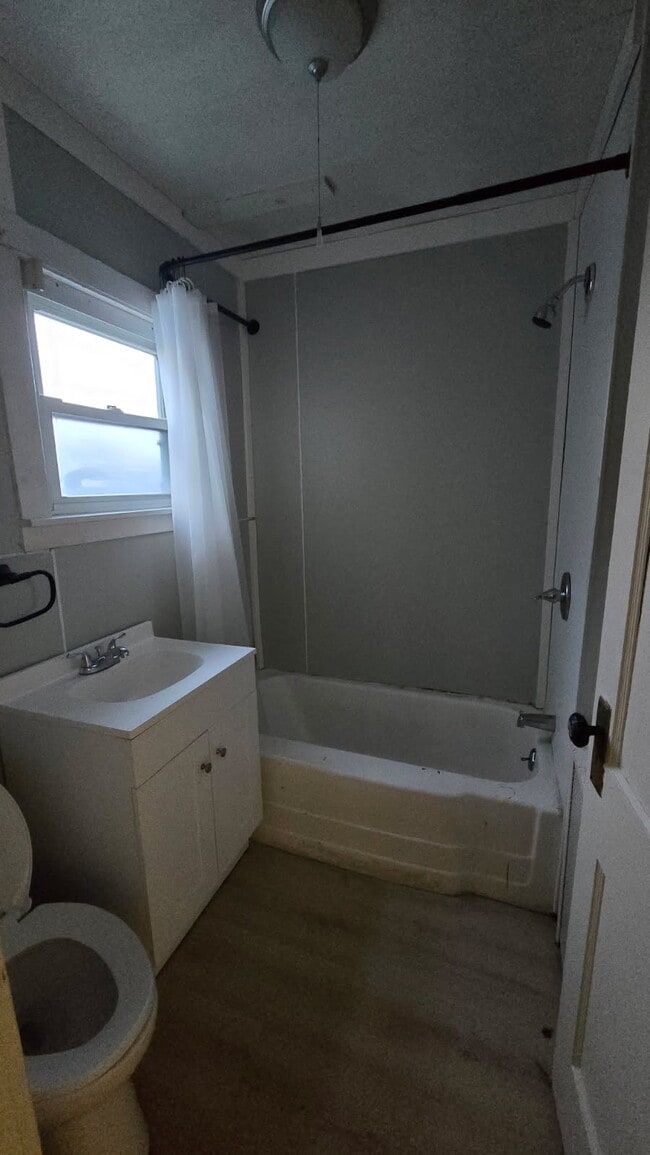 Photo - 333 Chestnut St