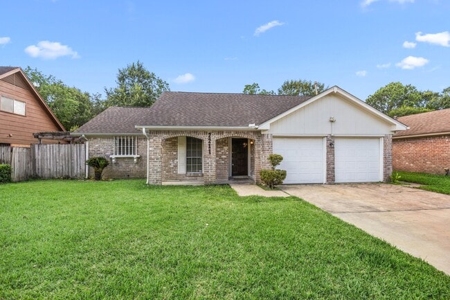 Photo - 2211 Turtle Creek Dr