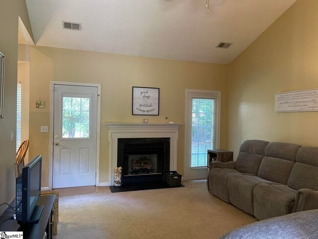 Photo - 619 Heathrow Ct