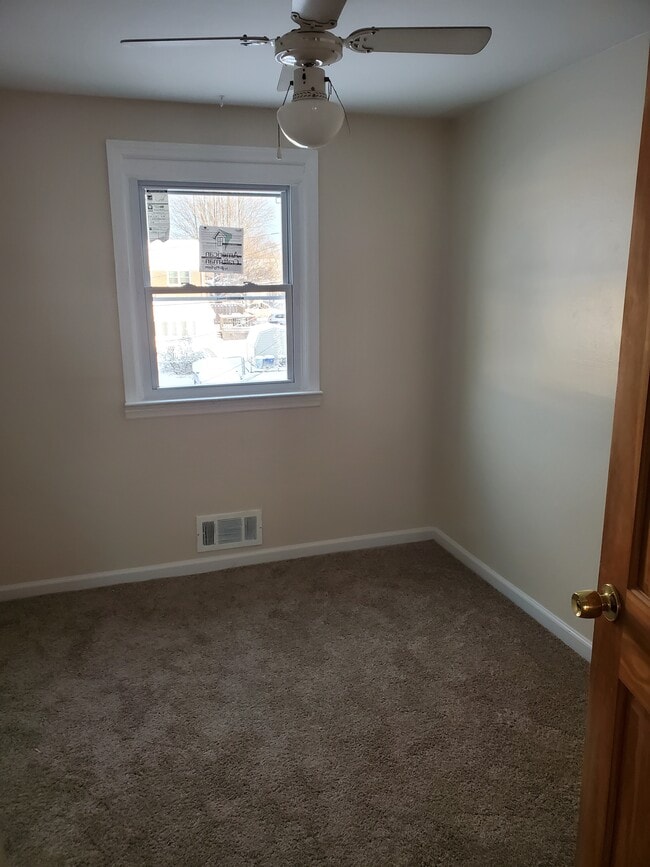 Building Photo - 1007 Foxwood Ln