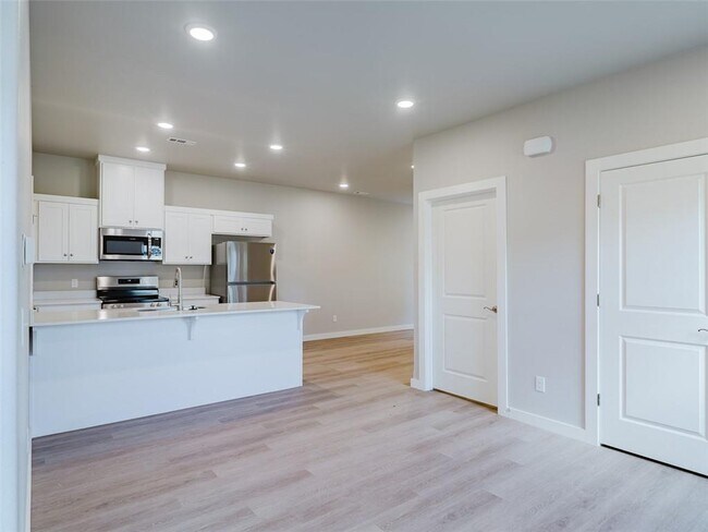 Photo - 1803 SW Casuarina Dr