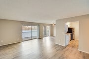 2 BR, 2 BA - Superior Diamond Level Finishes