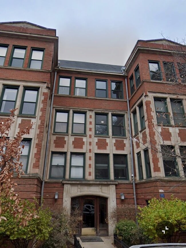 Building Photo - 434 W Aldine Ave