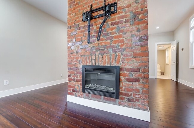 Photo - 5107 Marion Ave