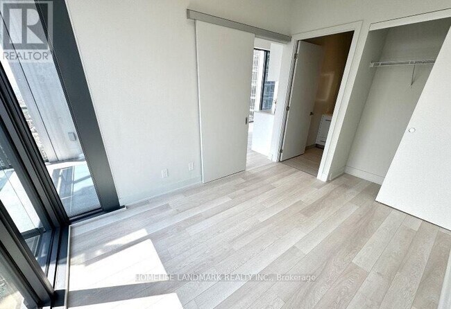 Photo - 8 Cumberland St Unité 4302