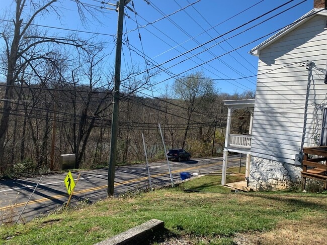 Photo - Single Family Home Minutes from Downtown Lexington