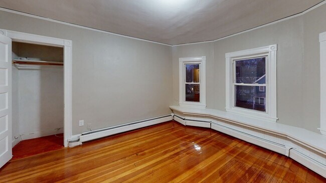 Photo - 1011 Washington St