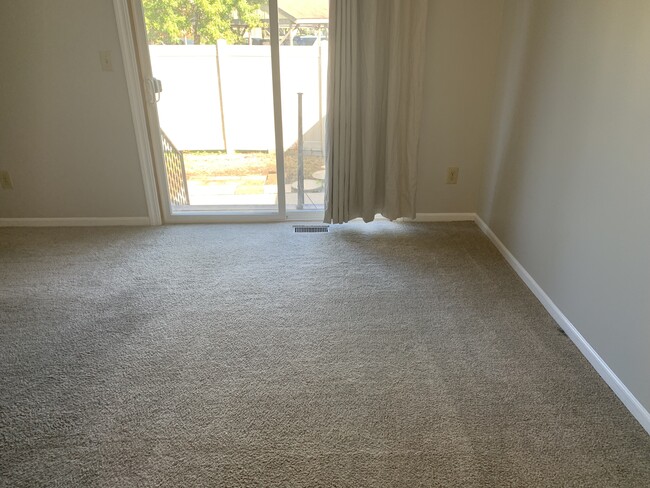 Photo - 447 Lockhaven Ct Unit 447 Lockhaven Ct