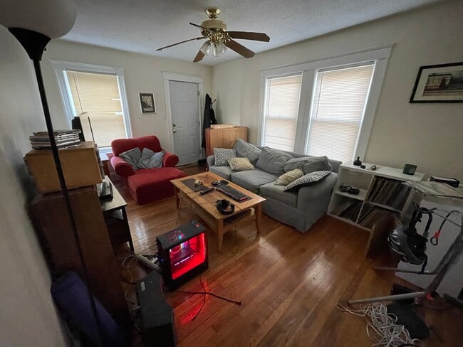 Photo - 2572 Massachusetts Ave Unidad 1 Rental