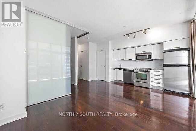 Photo - 33 Charles St E Unité 3309